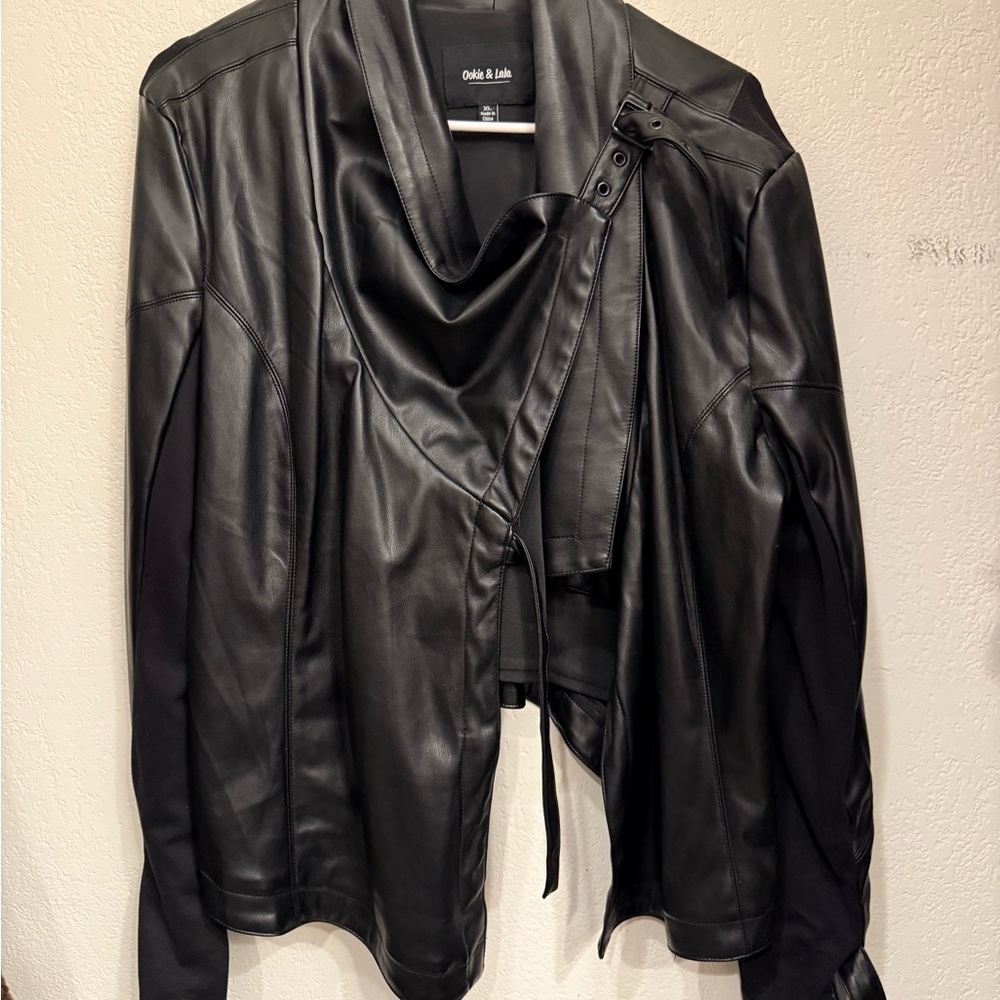 Ookie & Lala Juniors XL Black Leather Jacket